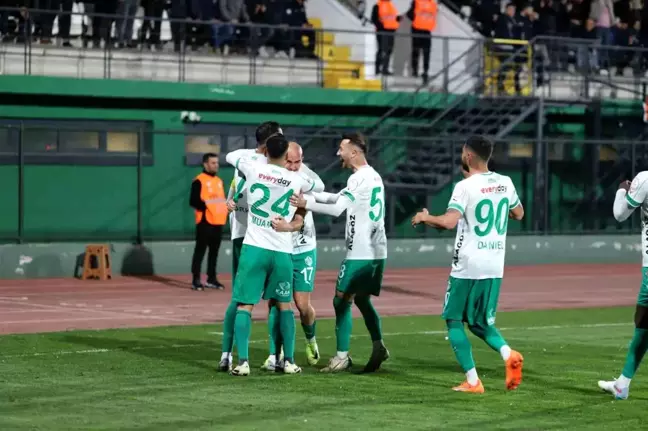 Iğdır FK, Sakaryaspor'u 4-0 ile Geçti