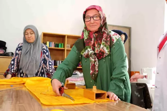 Amasya'da çocukların 23 Nisan kıyafeti köy yaşam merkezinden