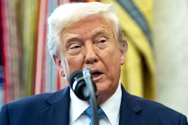 Trump, FED Başkanı Powell'ı Kovmayacağını Açıkladı