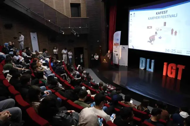 Düzce Üniversitesi'nde Kariyer Festivali (KAFEST) Düzenlendi