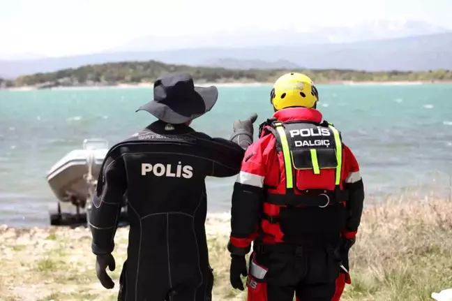 Kurbağa Adamlar Zorlu Görevler İçin Eğitimlerine Devam Ediyor