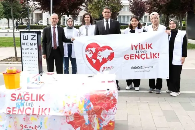 Düzce'de Sağlık Sokağı Etkinliği Gerçekleştirildi