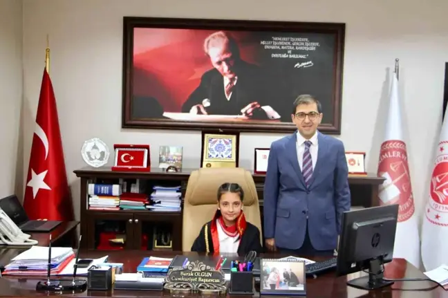 Bilecik'te Öğrenciler, Başsavcının Koltuğuna Oturdu