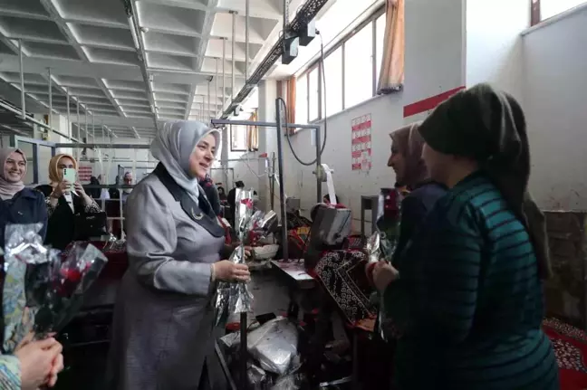 Tuğba Işık Ercan, Kadın İşçilerle Buluştu