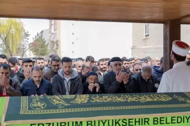 Erzurum GSİM Şoförü İbrahim Selamet Son Yolculuğuna Uğurlandı