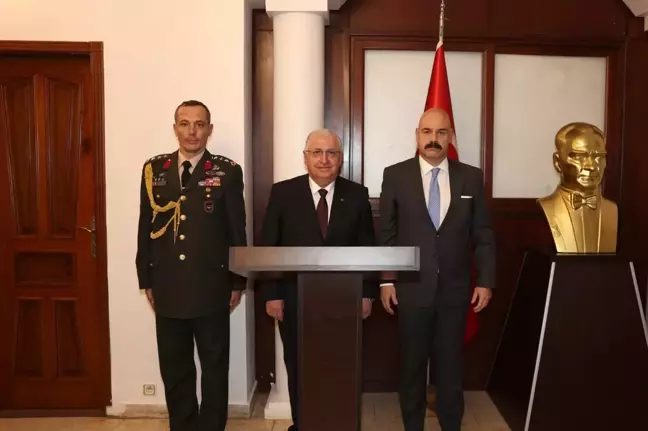 Milli Savunma Bakanı Yaşar Güler Kamerun'a Resmi Ziyarette Bulundu
