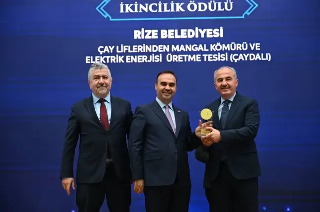 Rize Belediyesi, Çay Liflerinden Mangal Kömürü Üreterek Türkiye İkincisi Oldu