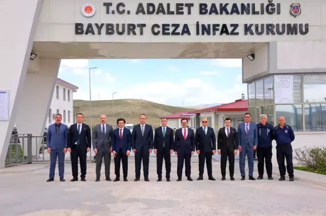 Bayburt Valisi, Açık Ceza İnfaz Kurumu'nu Ziyaret Etti