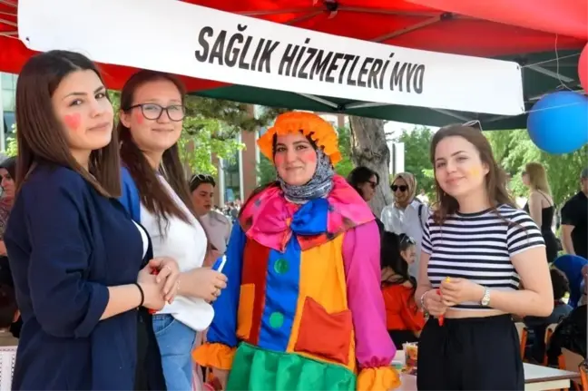 Bilecik Şeyh Edebali Üniversitesi'nde 3. Bilim ve Kültür Şenliği Gerçekleşti