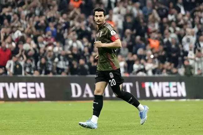 Necip Uysal, 274 Gün Sonra Yeşil Sahalara Döndü