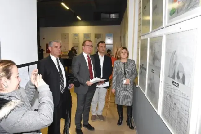 Göç Mektupları ve Portreleri Resim Sergisi Açıldı