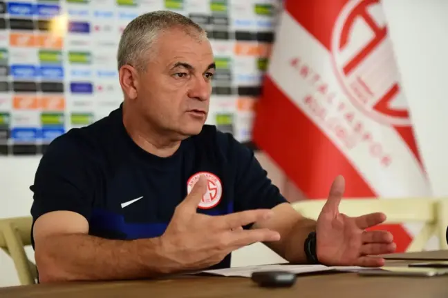 Antalyaspor Teknik Direktörü Çalımbay: