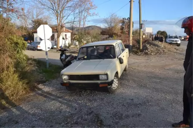 Otomobilin Çarptığı Bisikletteki 2 Kardeş Yaralandı