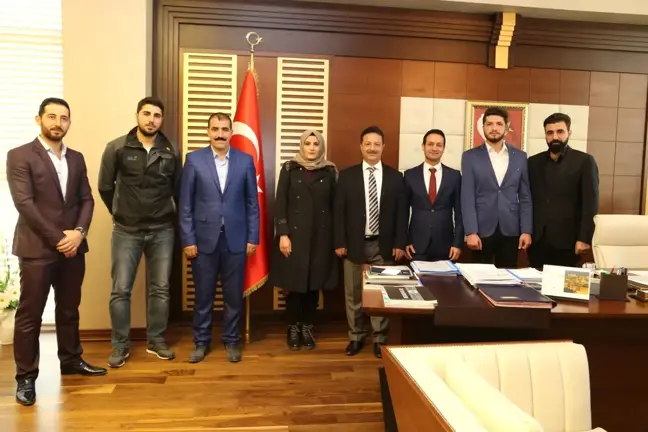 Siü Öğrenci Konseyi Üyelerinin Rektör Erman'ı Ziyareti