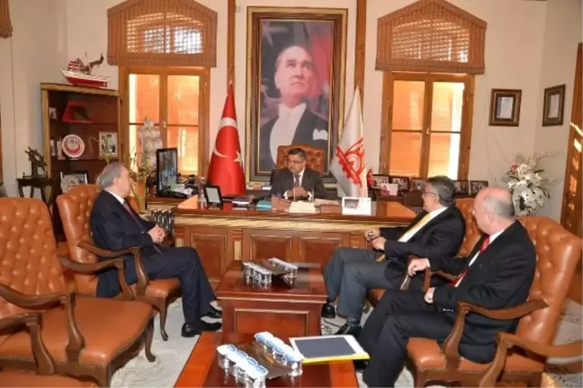 İş Adamlarından Başkan Yağcı'ya Ziyaret
