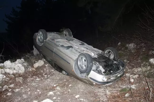 Demirci'de Trafik Kazaları: 2 Yaralı
