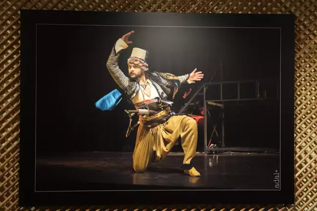 Üç Mehmetin Dansı