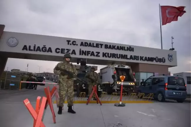 İzmir'de 270 Sanıklı Fetö Davasına Devam Ediliyor
