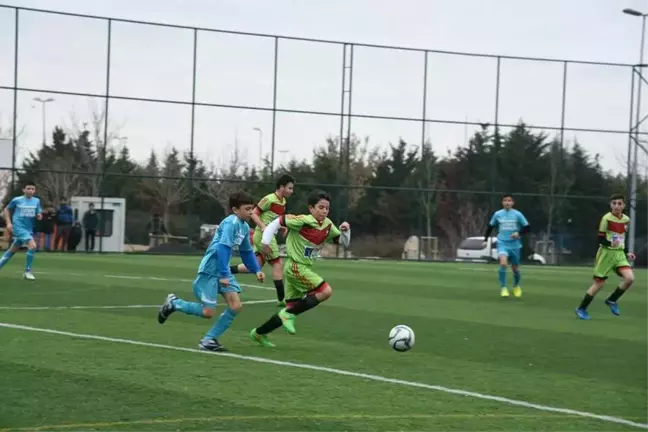 Pendik Cup'ta Çayırova Gençlerbirliği Fırtınası Esti