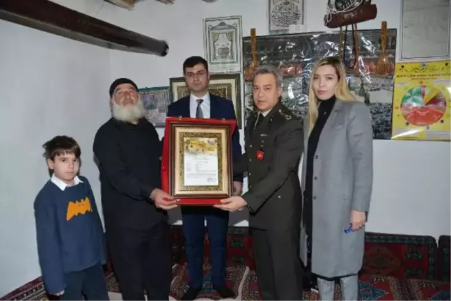 Kırşehir'deki Şehit Ailelerine Şehadet Belgeleri Verildi