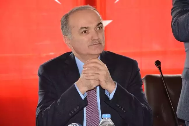 Bakan Özlü: Mevcut Sistemle Türkiye Mehter Gibi İki İleri Bir Geri Gidiyor