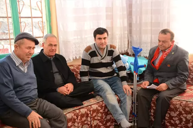 Dinar Belediye Başkanı Acar'dan Yaralı Askerlere Ziyaret