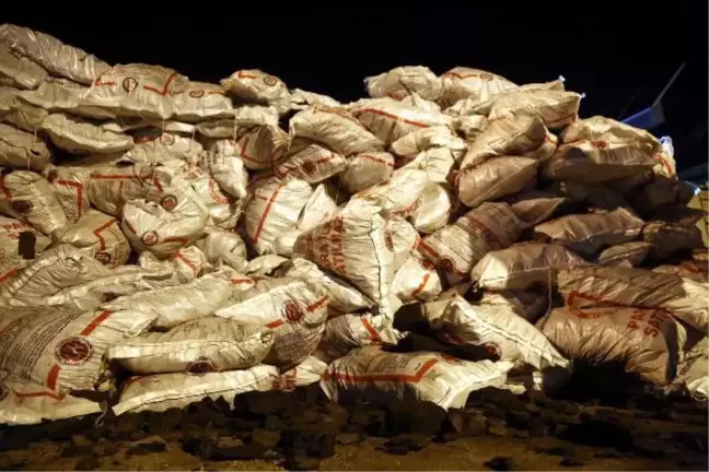İzmit'te Gece Kömür Yardımı