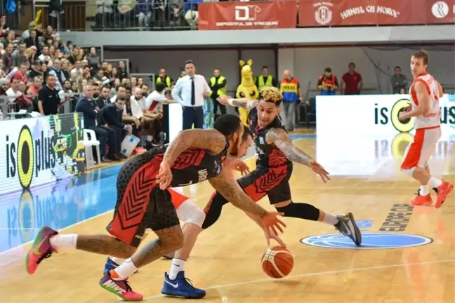 Muratbey Uşak, Fıba Europe Cup'ta Çeyrek Final Maçına Çıkıyor