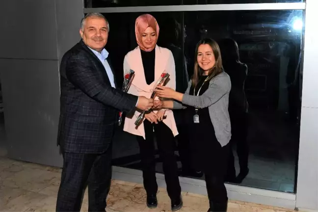 Eğitim Bir-Sen'den Kadınlar Günü Kutlaması