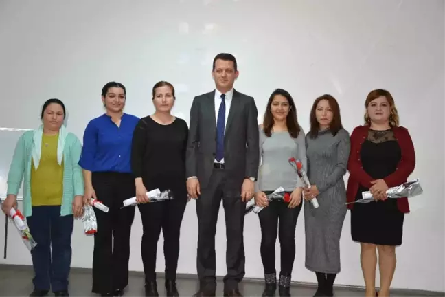 Ortaca'da Kadın Kursiyerler Sertifika Aldı
