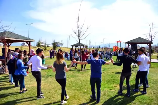 Tokat'ta Ygs Sınavına Girecek Öğrencilere Moral Pikniği