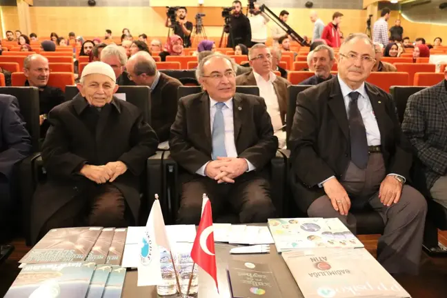 Bediüzzaman Said Nursi, Üsküdar Üniversitesi'nde anıldı