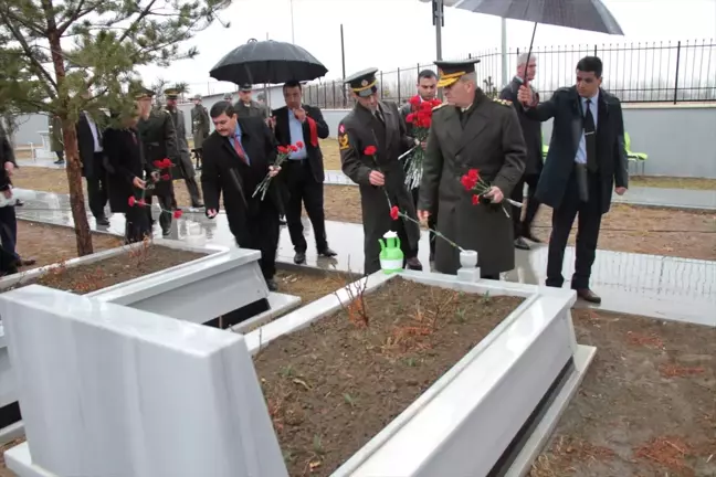 Şehitleri Anma Günü ve Çanakkale Deniz Zaferi'nin 102. Yılı