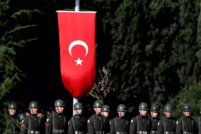 Şehitlikte 18 Mart Anması