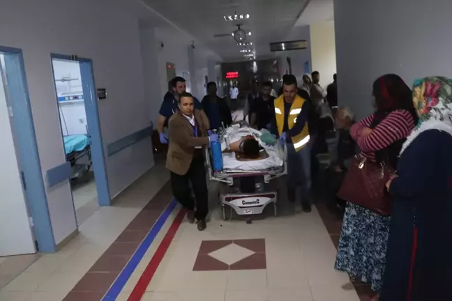 Adıyaman'da Aracın Çarptığı Çoban Yaralandı