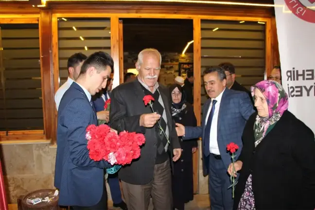 Başkan Tutal'dan Şehit Aileleri Onuruna Yemek