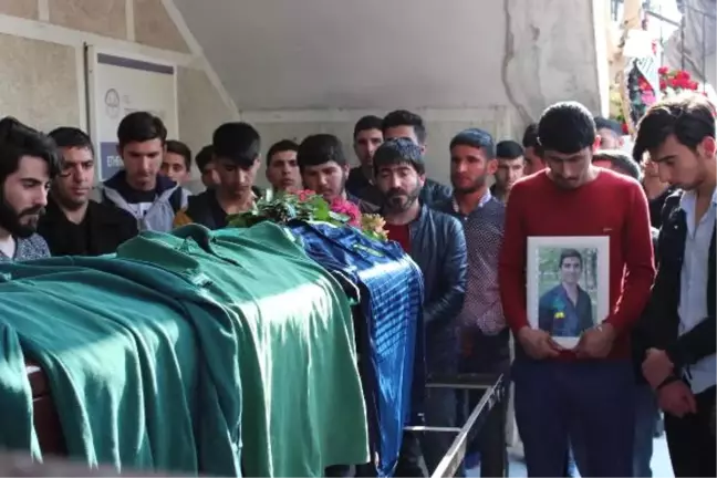 Liseli Gencin Ölümünde Ailesinden 'İhmal' İddiası