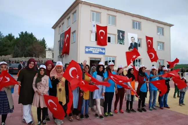 Akıncılar Beldesinde Gençlik ve Kültür Merkezi Açıldı