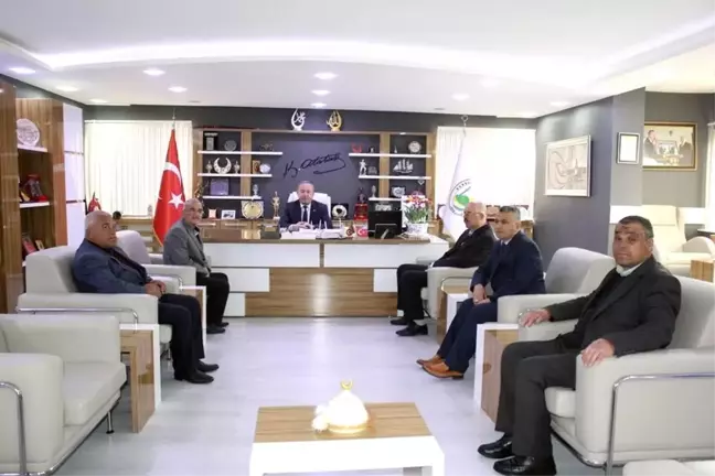 Şehit Aileleri Derneği'nden Başkan Şahiner'e Teşekkür Ziyareti