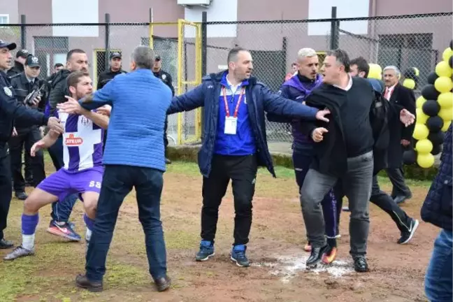 Amatör Lig Maçında Kulüp Başkanı Futbolcuyu Tokatladı