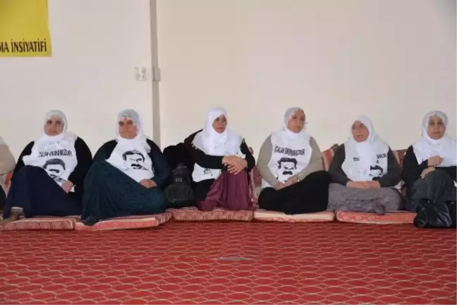 Diyarbakır'da, Cezaevlerindeki Açlık Grevlerine Destek İçin 20 Kişi Açlık Grevi Başlattı
