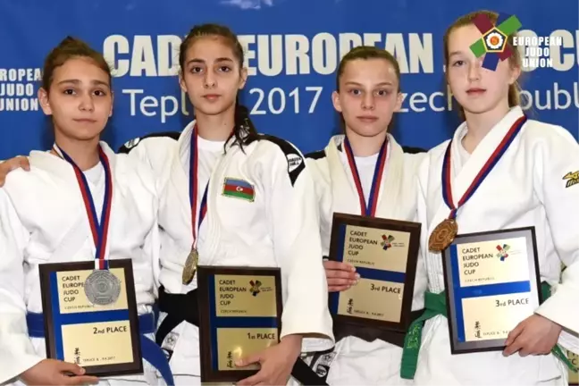 Kağıtsporlu Müberra Güneş, Gümüşle Döndü