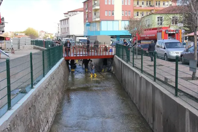 Sarıkaya'da Bahar Temizliği