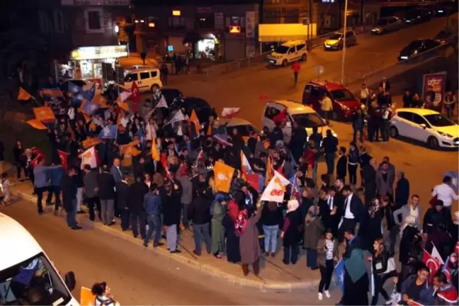 Zonguldak'ta 'Hayır' Çıktı Ama Ak Partililer Kutlama Yaptı