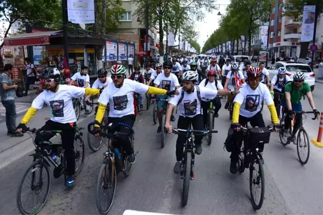 Pedallar Bu Kez 'Kitap' İçin Çevrildi