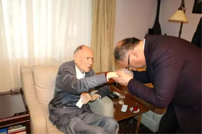 Dha Yurt - İstanbul Eski Belediye Başkanı Ahmet İsvan Yaşamını Yitirdi