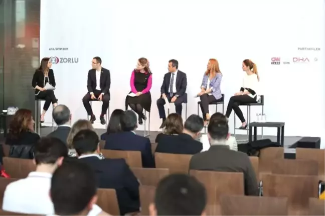 Global Shapers İstanbul Panelinde