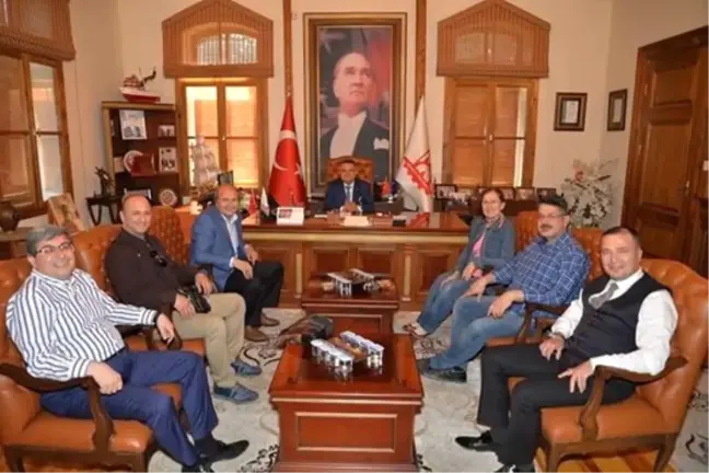 Kristal Ses Yarışması Jüri Üyelerinden Başkan Yağcı'ya Ziyaret