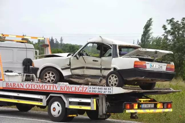 Muğla'da Cenaze Dönüşü Kaza; 1 Ölü