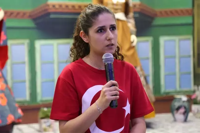Ko-Mek'in İlçe Sergisinde Ele Emeği Eserler Sergilendi